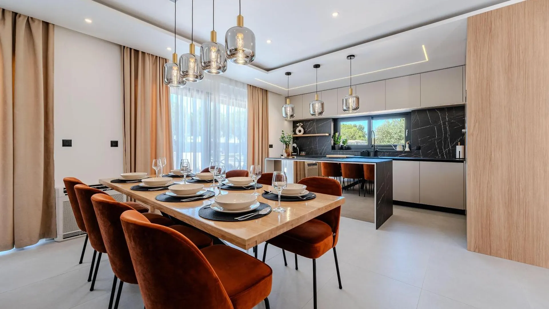 Villa Palazzo By Belmont Realty Sukosan