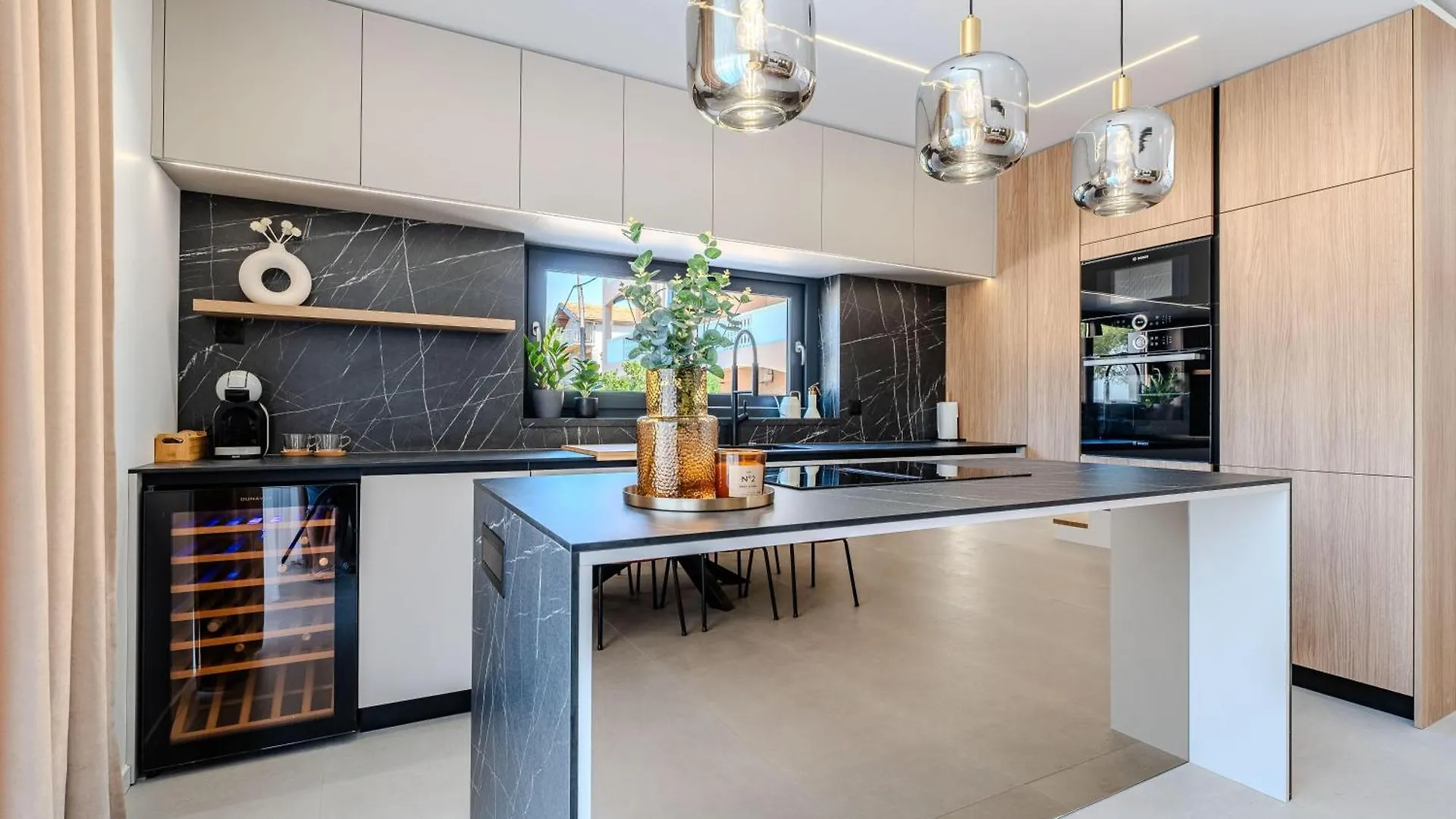 Villa Palazzo By Belmont Realty Sukosan
