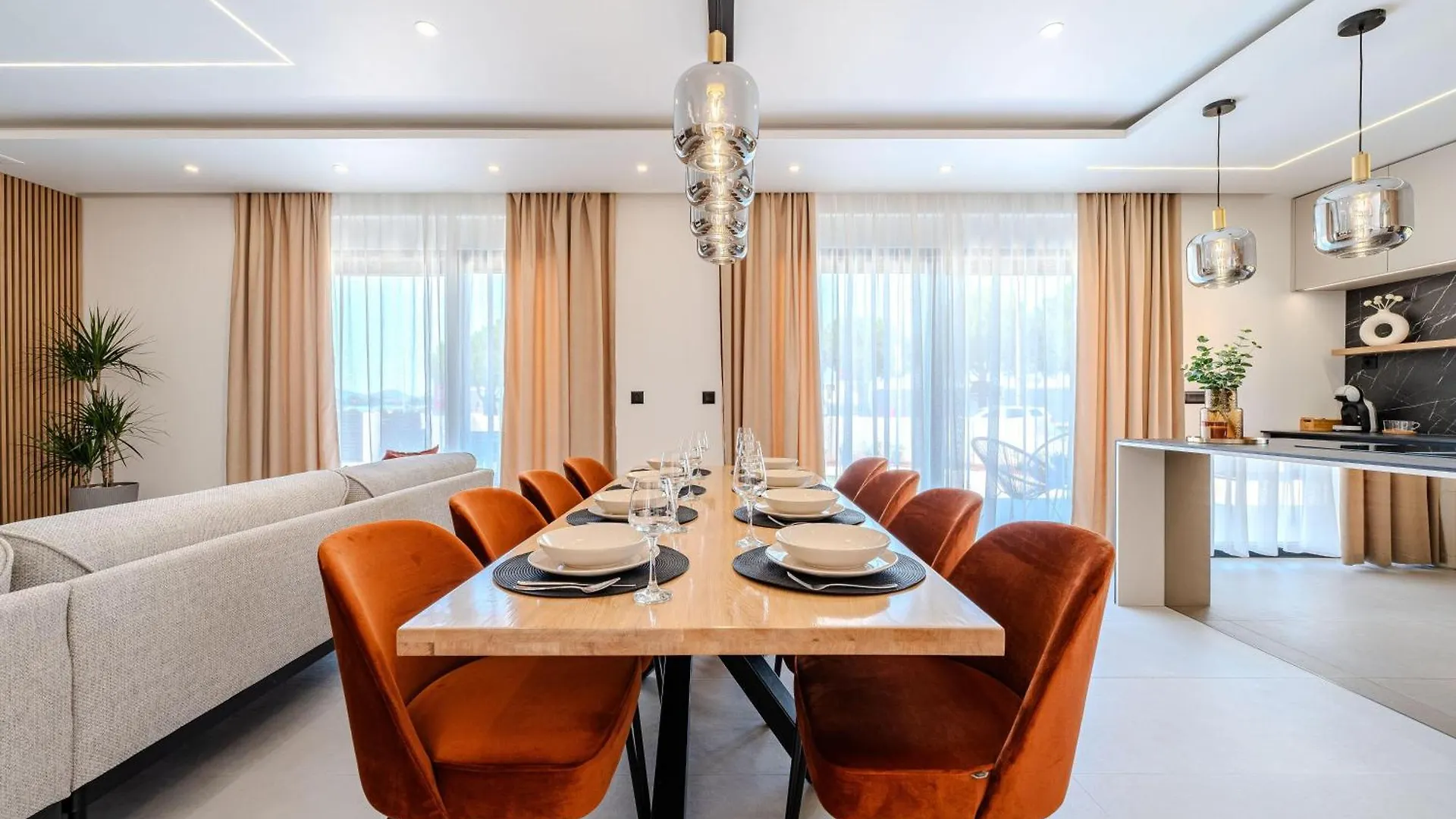 Villa Palazzo By Belmont Realty Sukosan