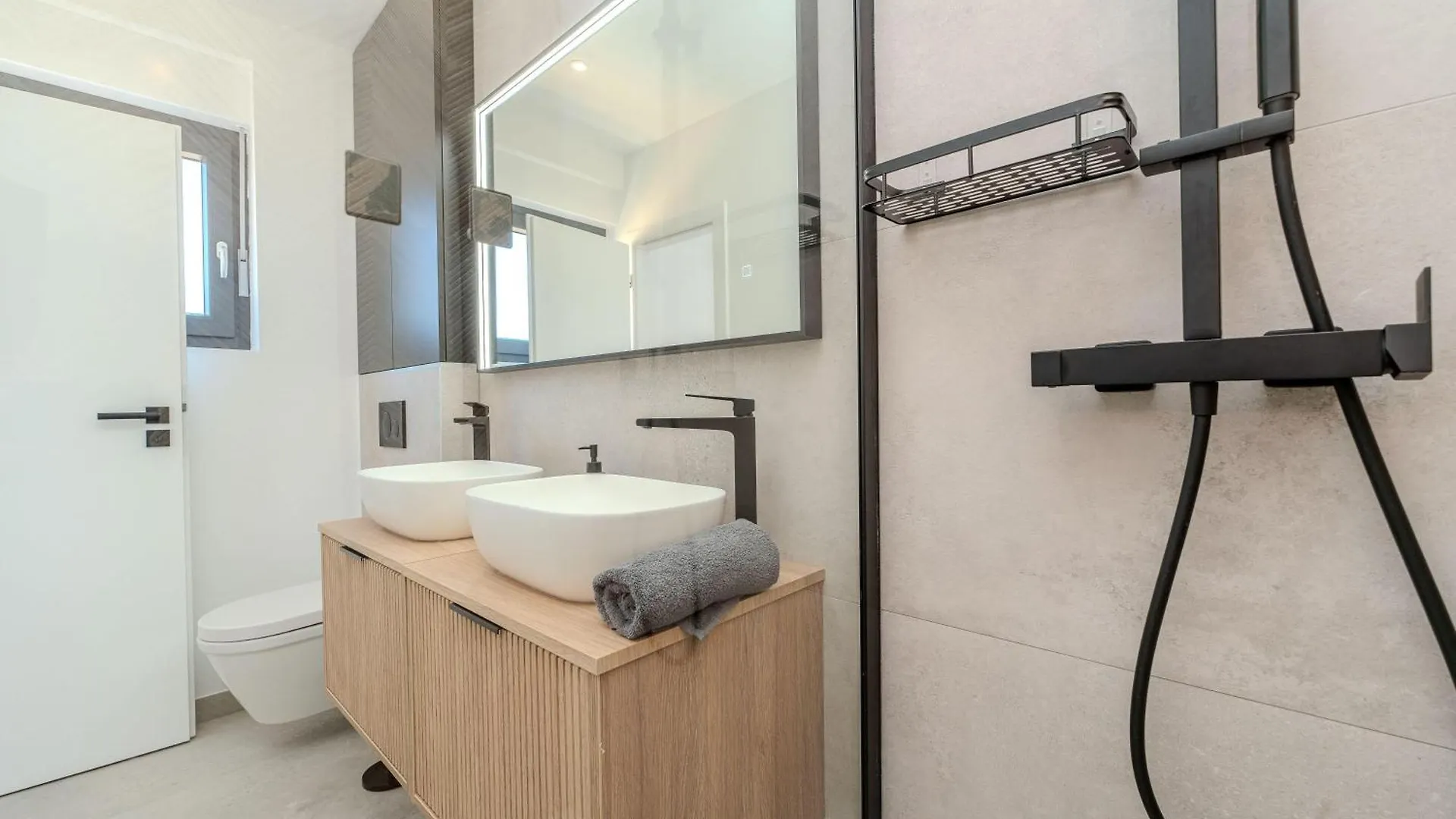 Villa Palazzo By Belmont Realty Sukosan