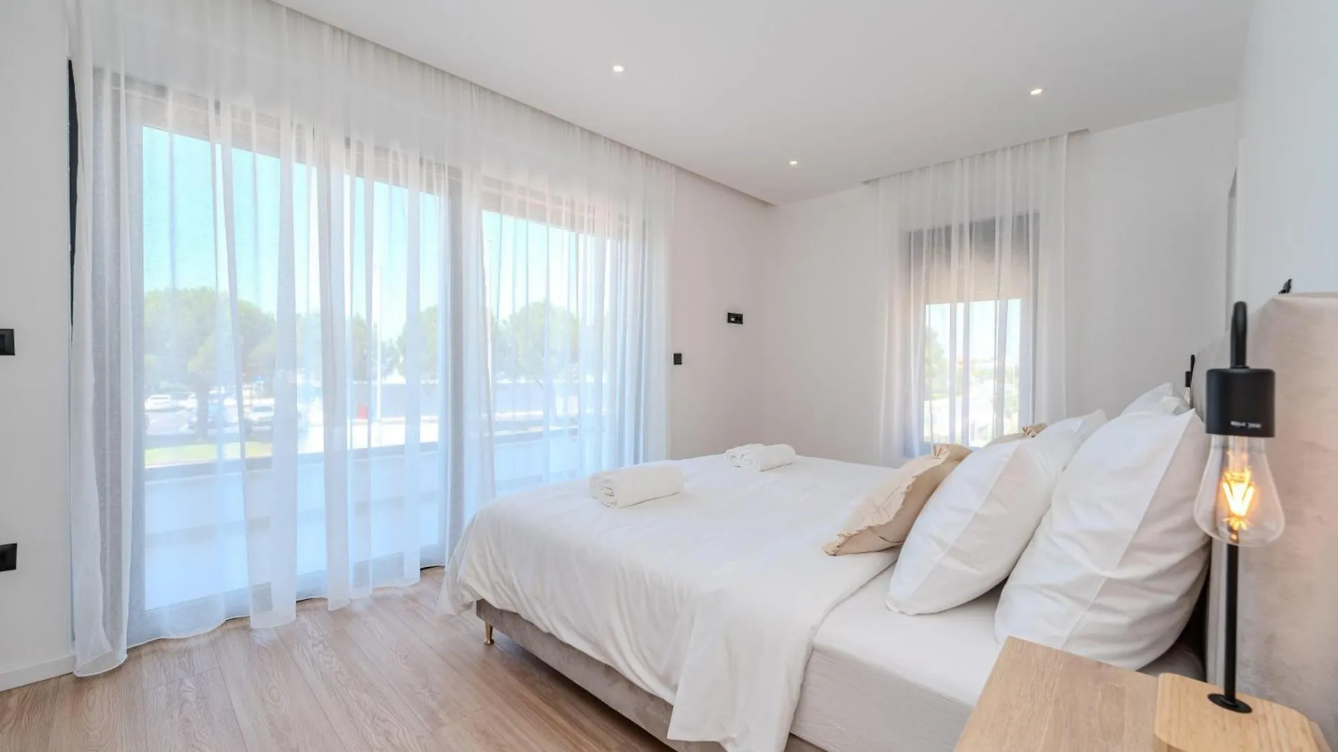 Villa Palazzo By Belmont Realty Sukosan